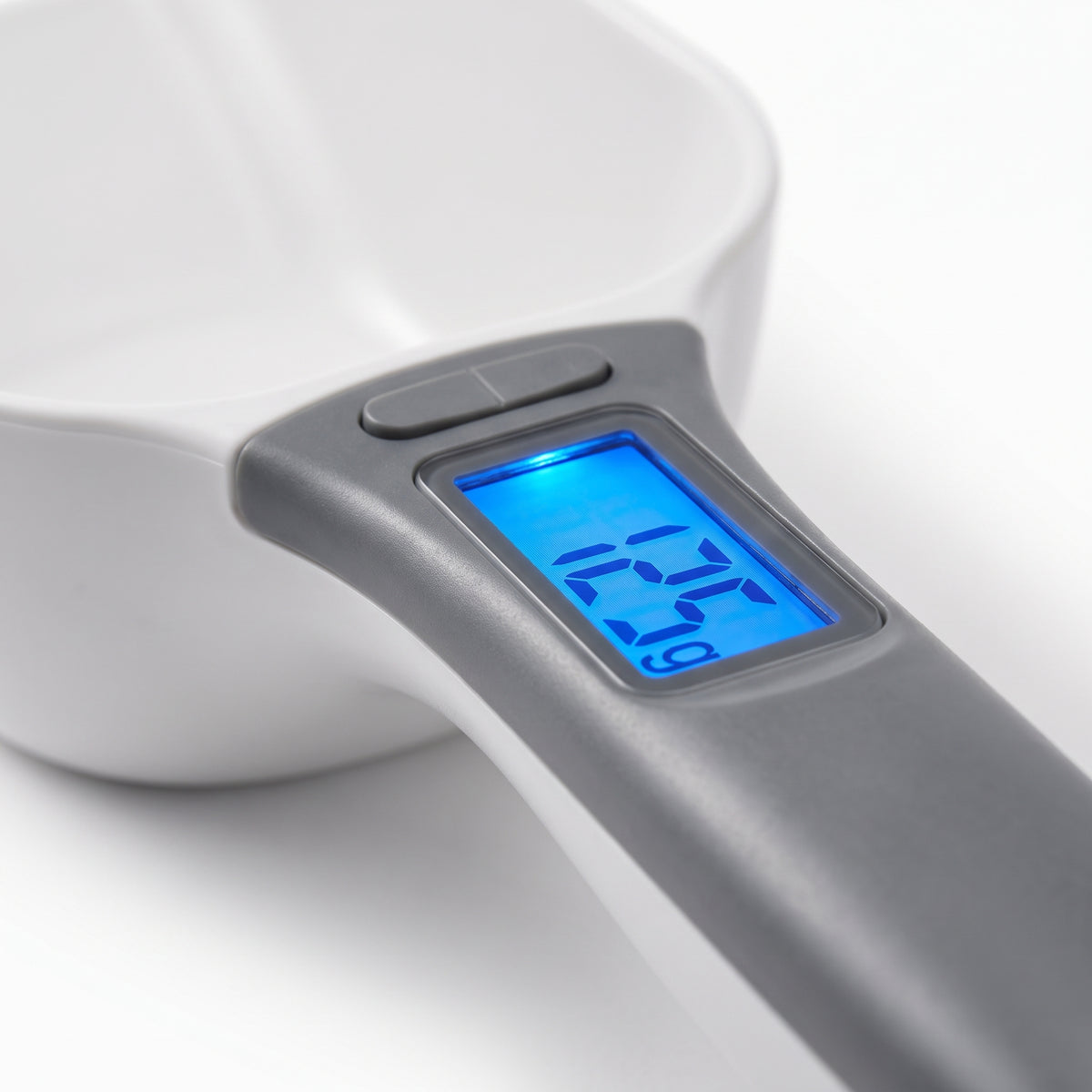 Balance électronique doseuse pour croquettes chien et chat
