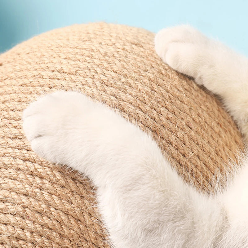 Boule griffoir en corde de sisal pour chat