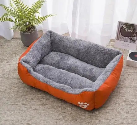 Panier carré chaud pour grand chien et chat