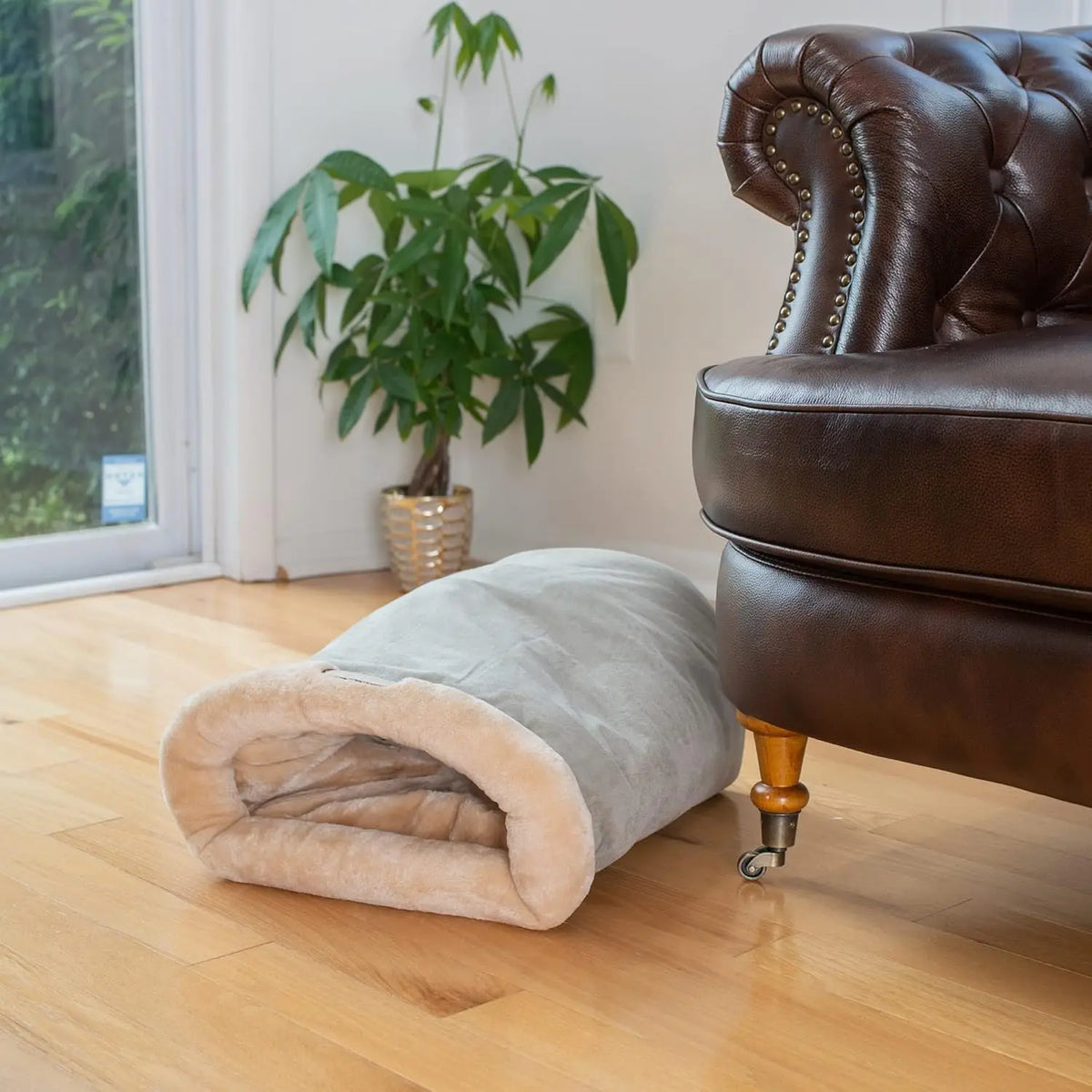 Sac de couchage chaud semi-fermé pour chat (modèle 2)