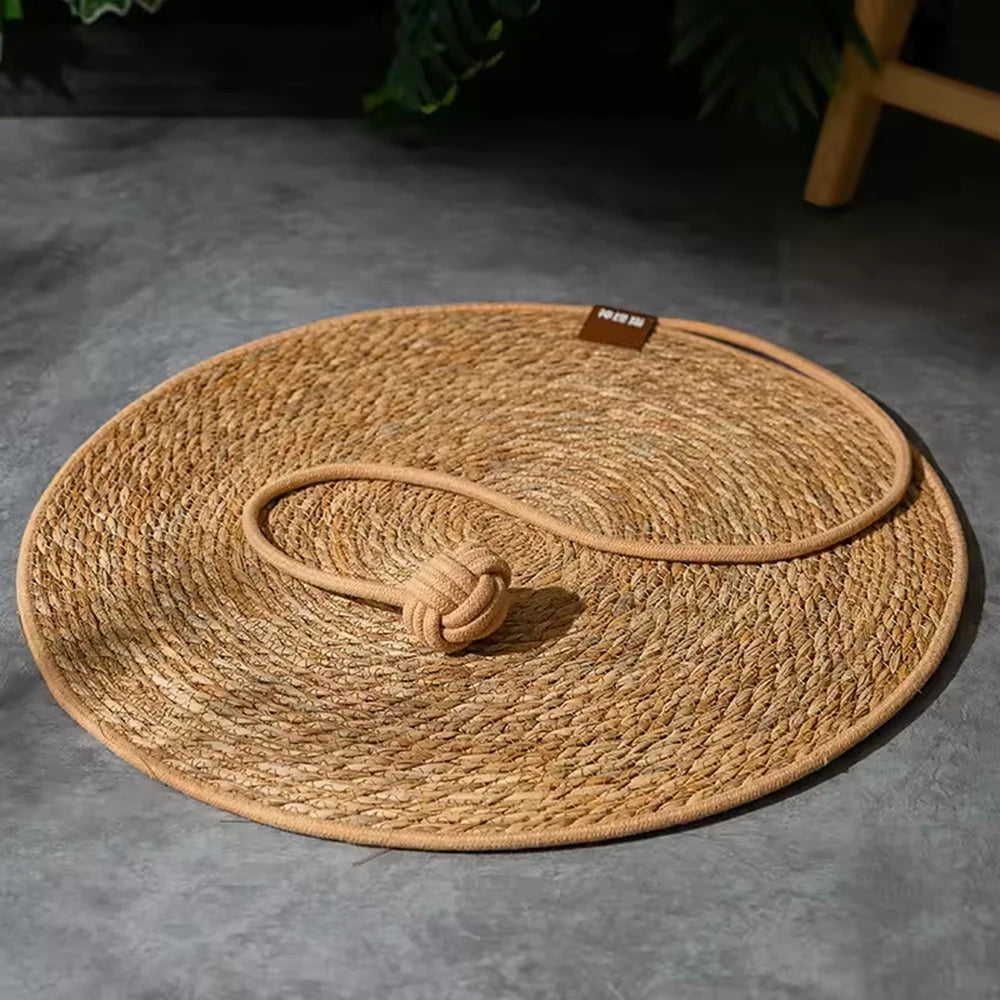 Griffoir tapis en rotin pour chat