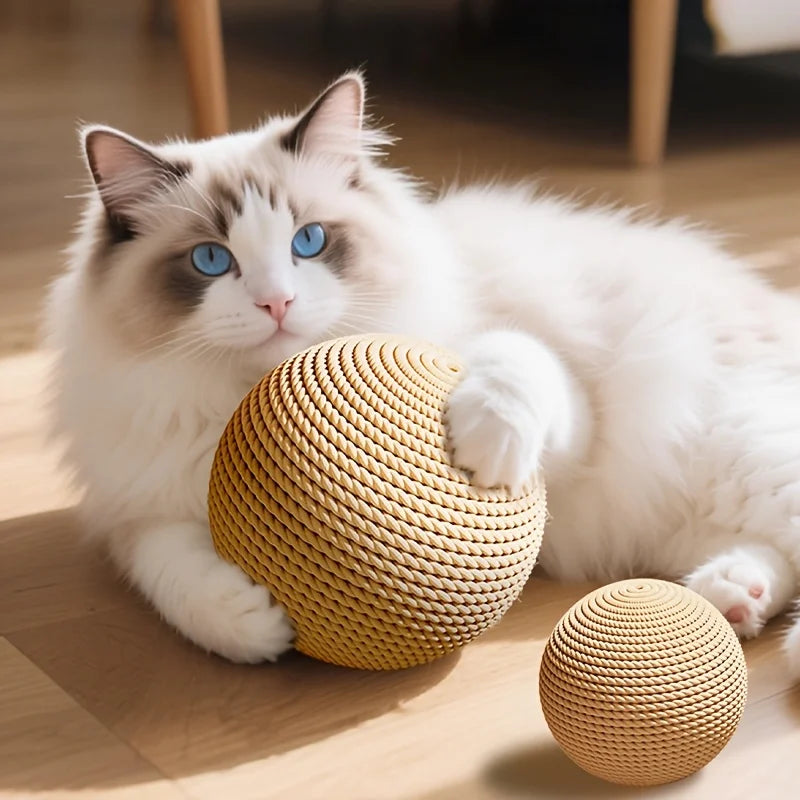 Boule griffoir sisal interactive pour chat