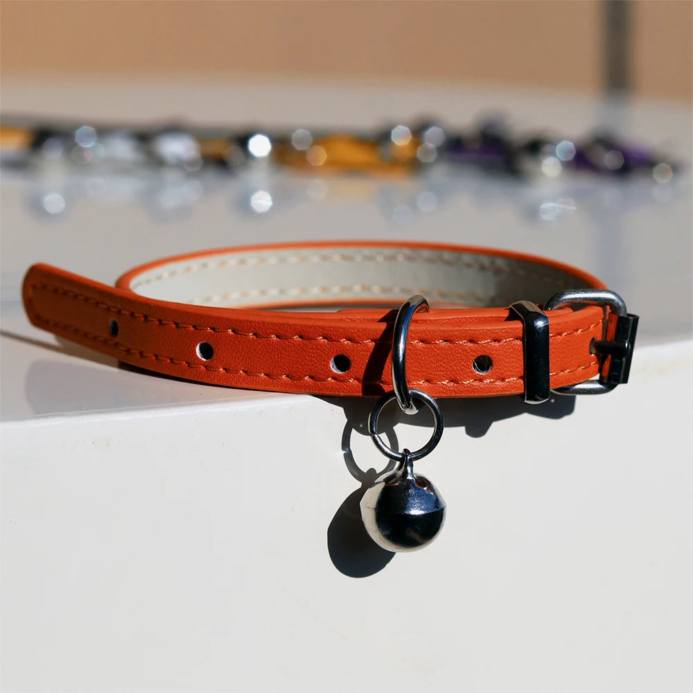 Collier en cuir PU élégant pour chat