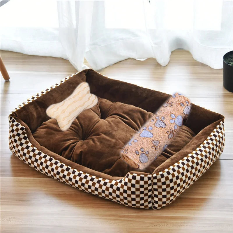 Panier carré chaud pour grand chien et chat