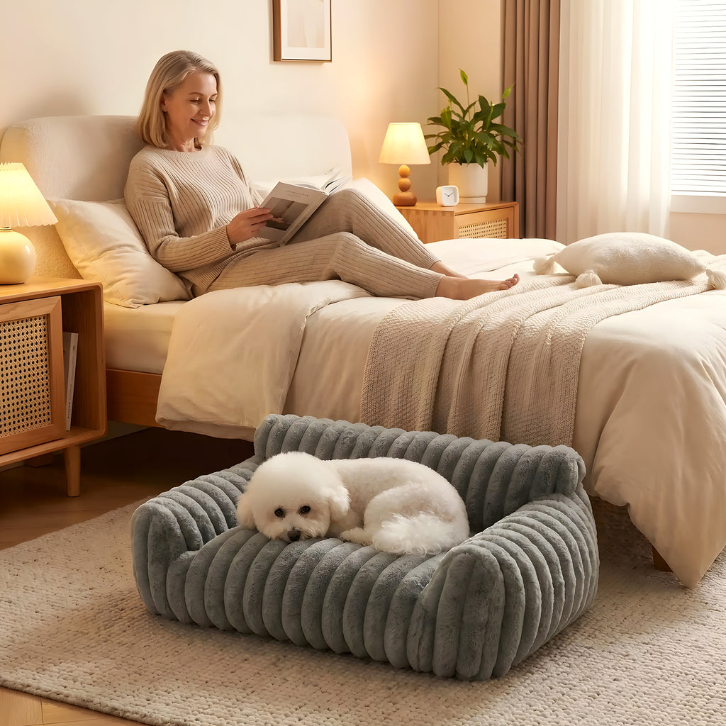 Canapé en peluche pour petit chien, gris ou crème
