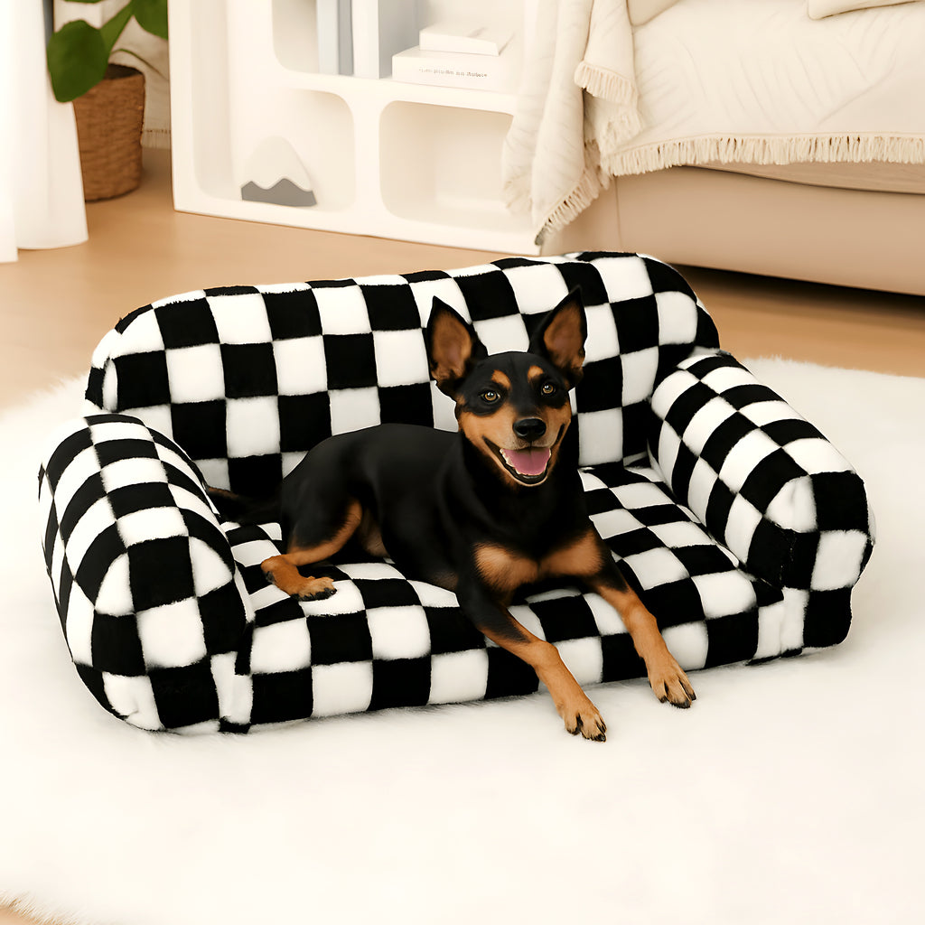 Canapé en velours damier noir et blanc pour chien