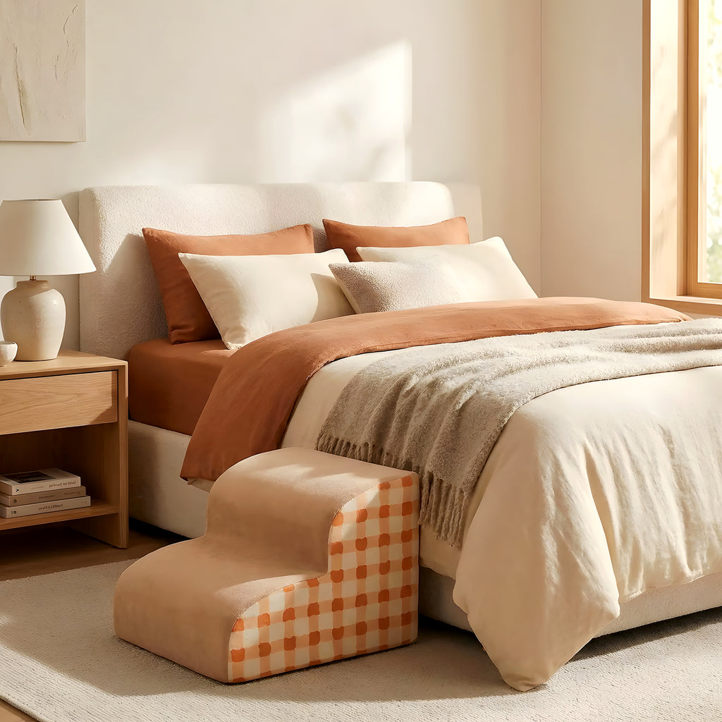 Escalier en mousse motif vichy orange pour chien