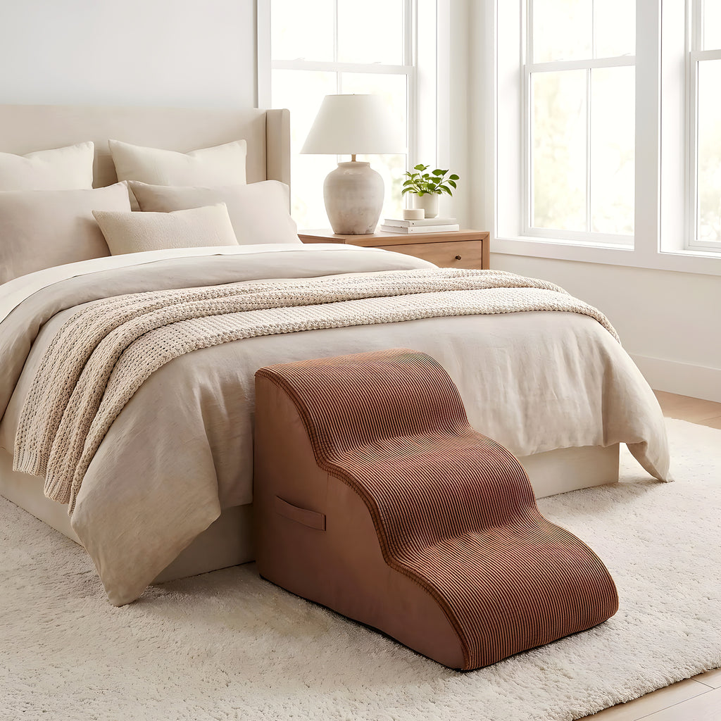 Escalier ergonomique en mousse marron pour chien