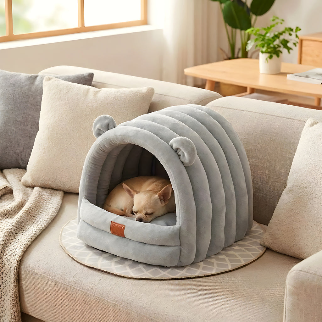 Niche douillette semi-fermée pour chien de race naine