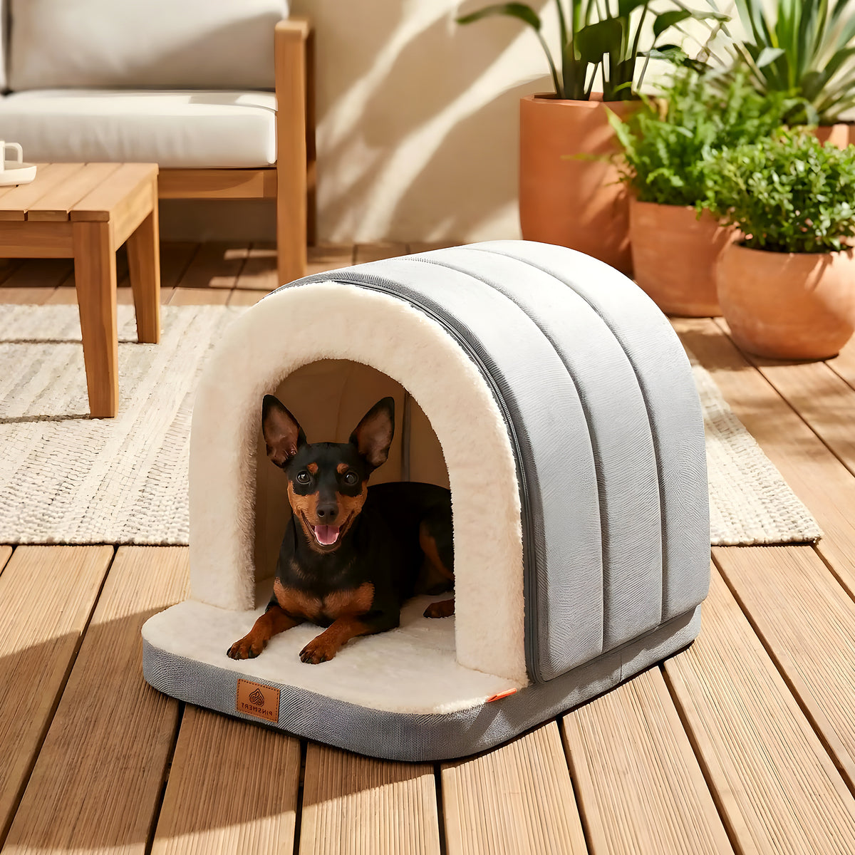 Niche pliable ouverte ou fermée pour petit chien