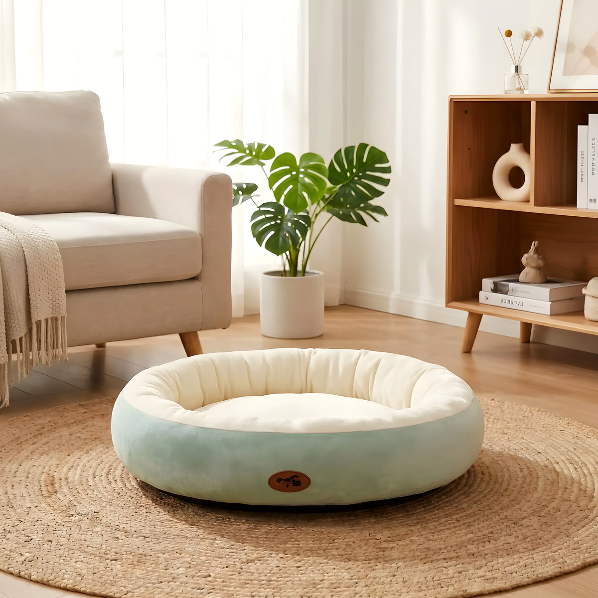Panier en peluche épaisse à rebord 360° pour chiot