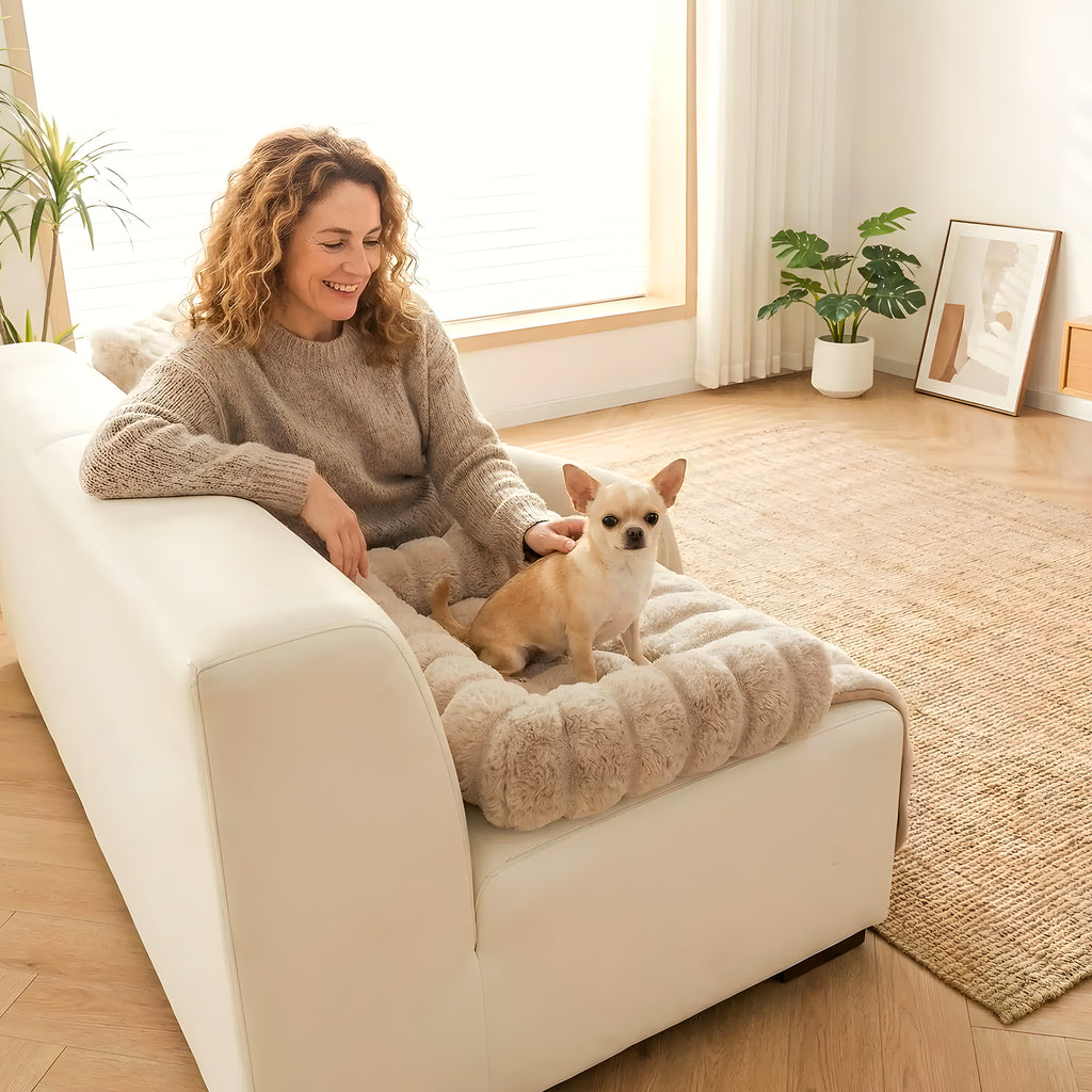 Tapis-lit en peluche avec traversin, blanc ou marron