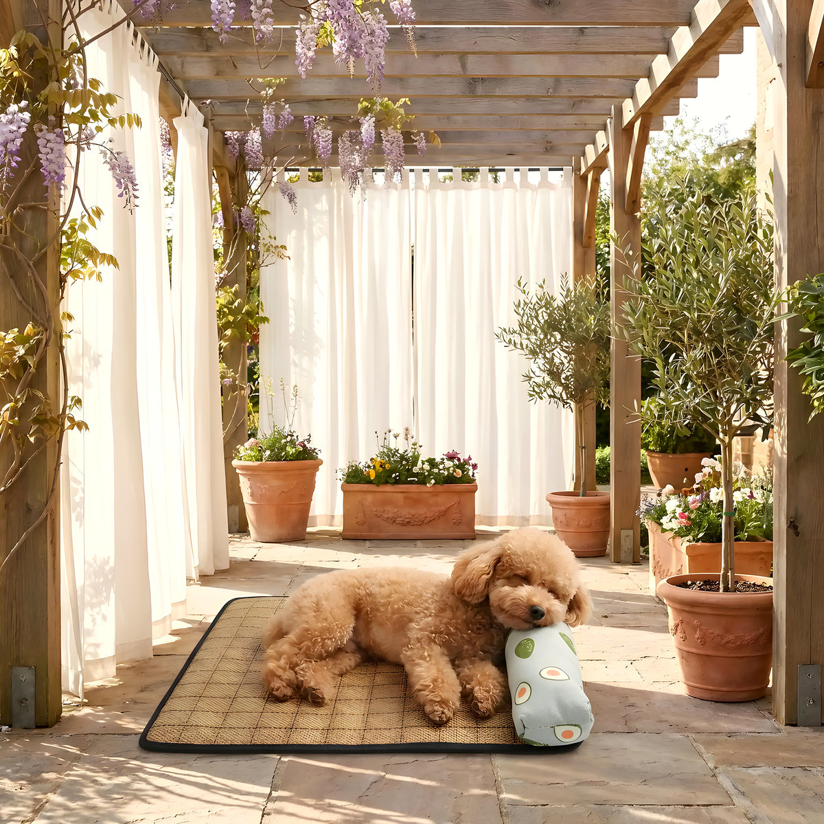 Tapis rafraîchissant en fibres naturelles pour petit chien