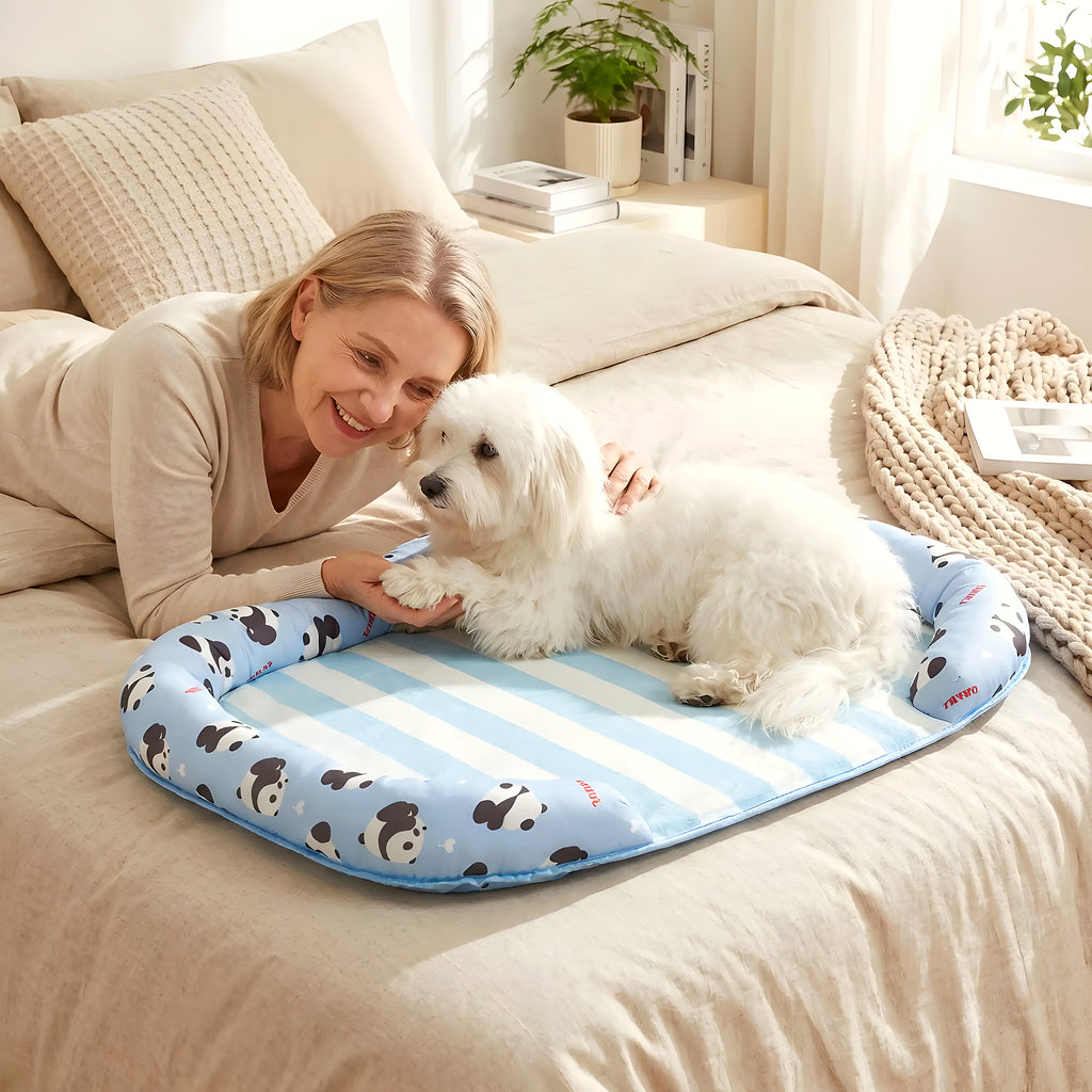 Tapis rafraîchissant motif panda avec traversin en U
