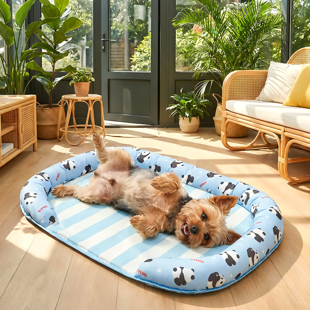 Tapis rafraîchissant motif panda avec traversin en U